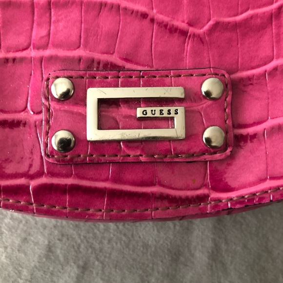 Guess Designer Handbag - Picture 2 of 2